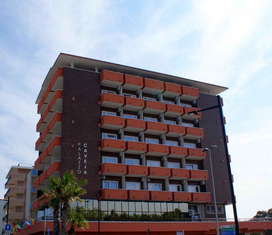 Hotel Palazzo Caveja Rimini Esterno foto
