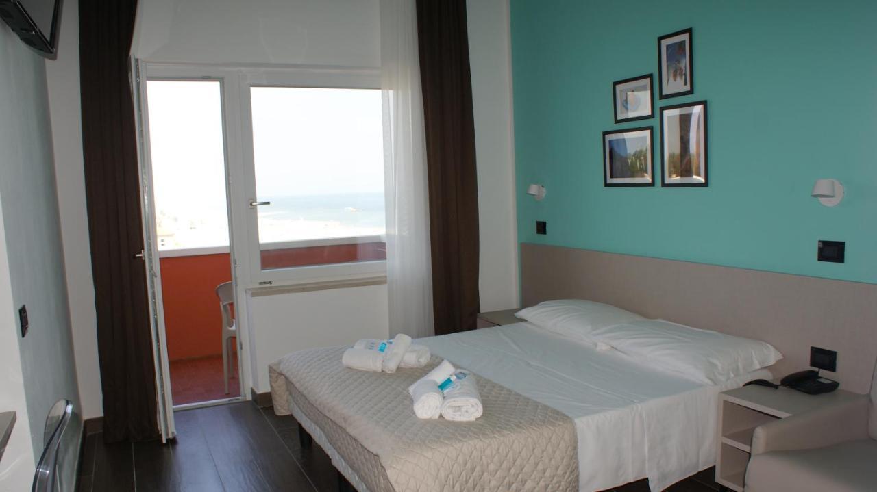 Hotel Palazzo Caveja Rimini Esterno foto