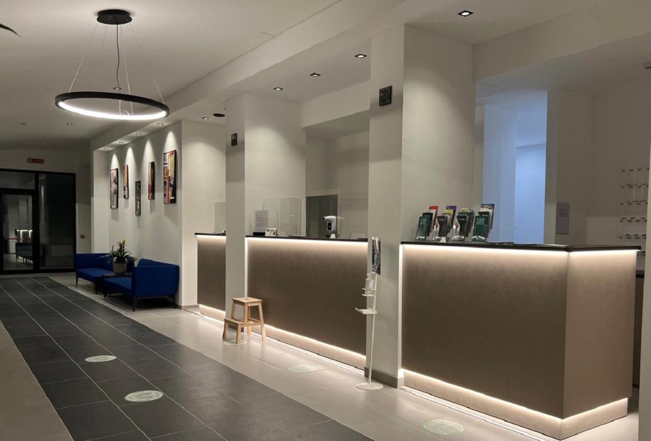 Hotel Palazzo Caveja Rimini Esterno foto